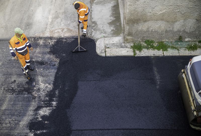 Commercial Asphalt Service detail