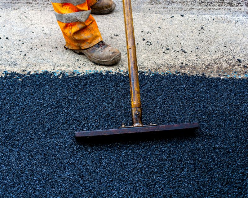 Optimal Season for Asphalt Work